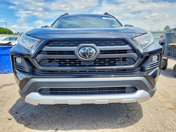2019 TOYOTA RAV4