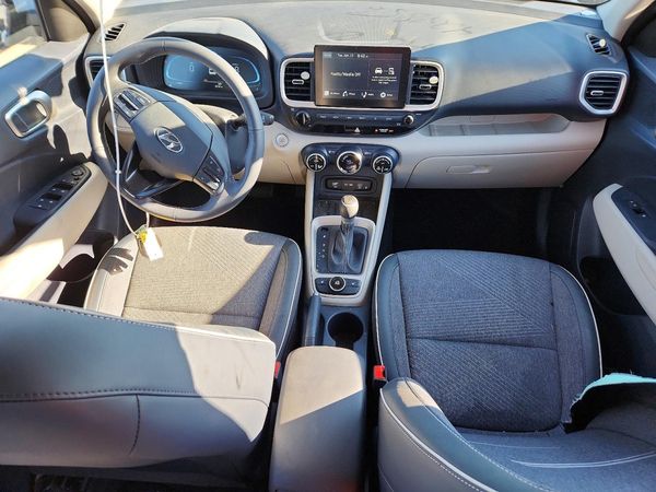 2026 HYUNDAI VENUE SEL, SEL w/ 2-Tone Roof