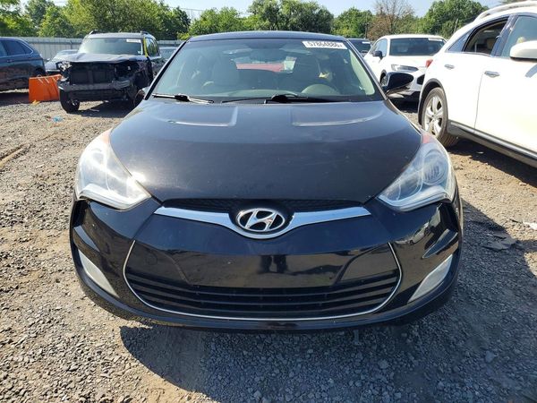 2013 HYUNDAI VELOSTER
