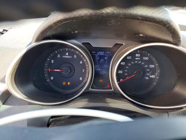 2013 HYUNDAI VELOSTER