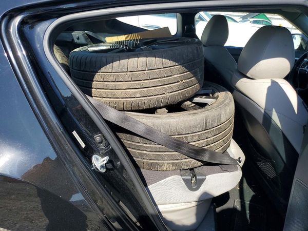 2013 HYUNDAI VELOSTER