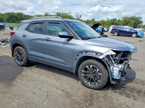 2021 CHEVROLET TRAILBLAZE LT — Passenger 3/4