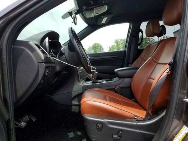 2021 JEEP GRAND CHEROKEE LAREDO 4X2