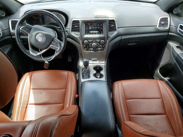 2021 JEEP GRAND CHEROKEE LAREDO 4X2