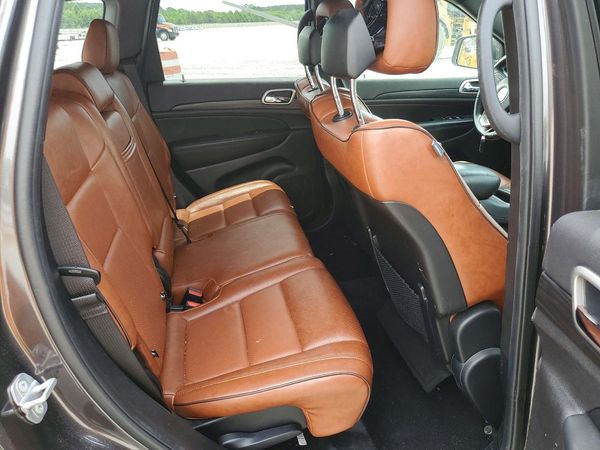 2021 JEEP GRAND CHEROKEE LAREDO 4X2