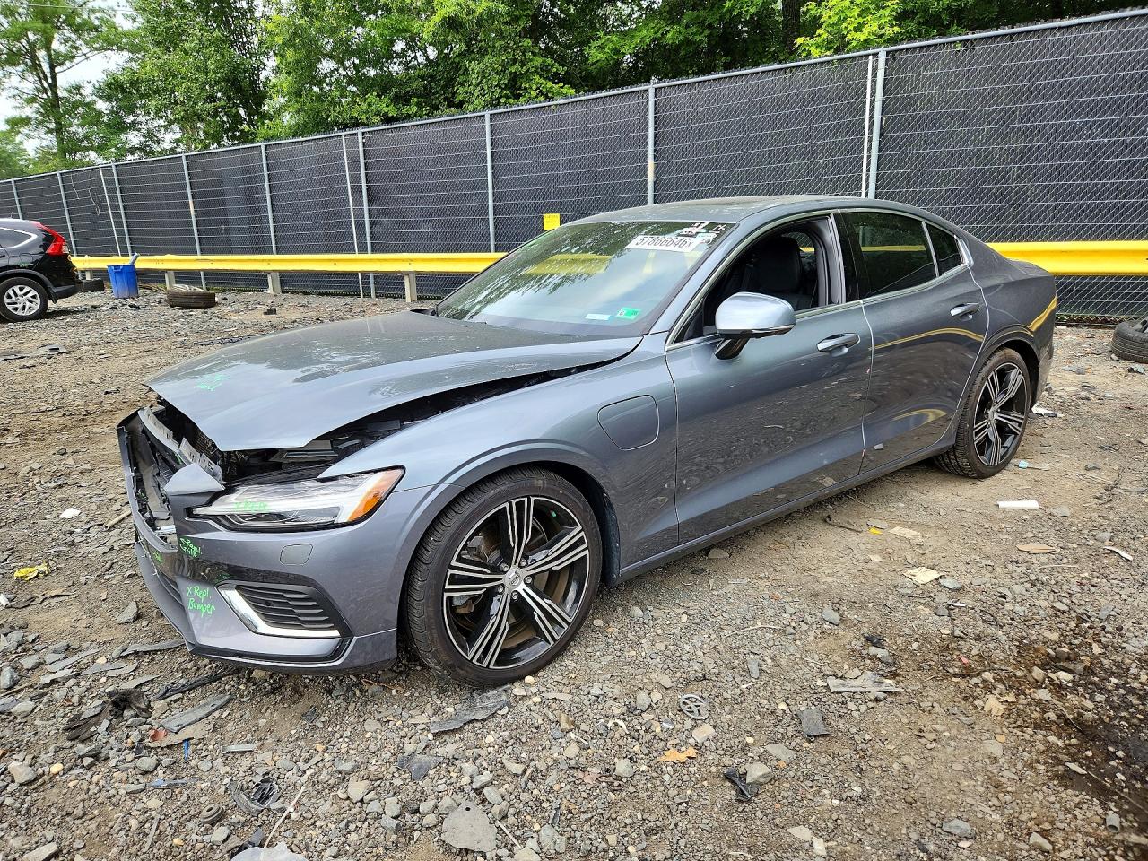 2020 VOLVO S60