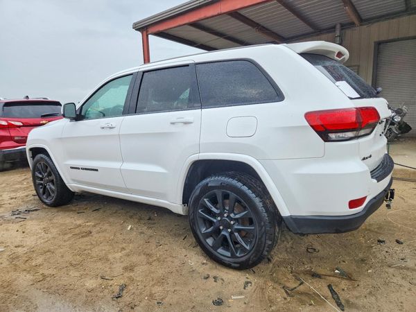 2020 JEEP GRAND CHEROKEE Laredo
