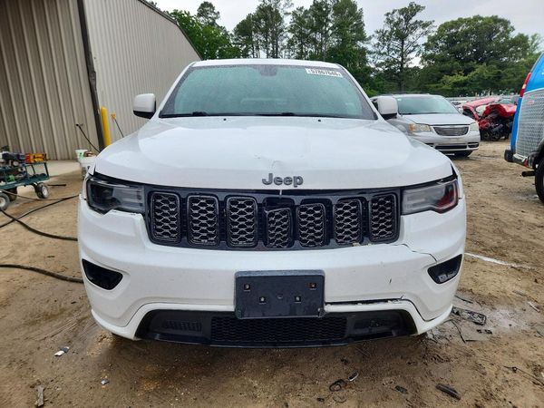 2020 JEEP GRAND CHEROKEE Laredo