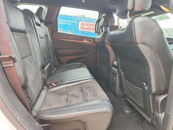 2020 JEEP GRAND CHEROKEE Laredo