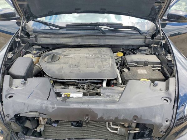 2018 JEEP CHEROKEE Overland — Engine bay
