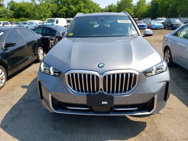 2025 BMW X5 xDrive40i