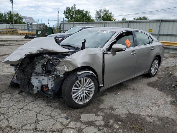 2015 LEXUS ES