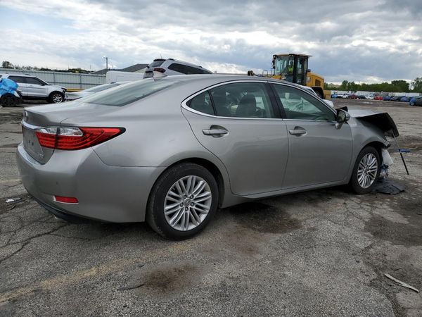 2015 LEXUS ES