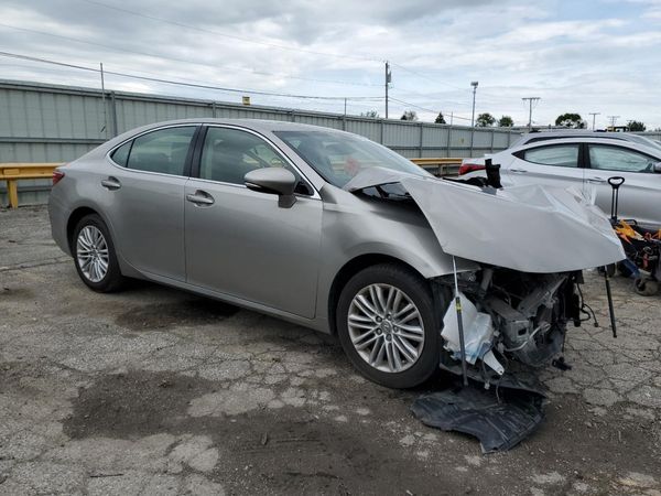 2015 LEXUS ES