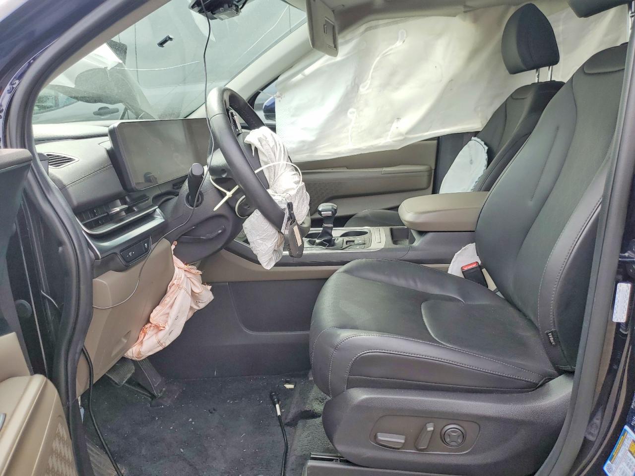 2025 KIA CARNIVAL LX, LXS