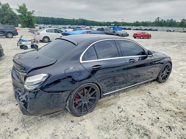 2015 MERCEDES-BENZ C 4-MATIC