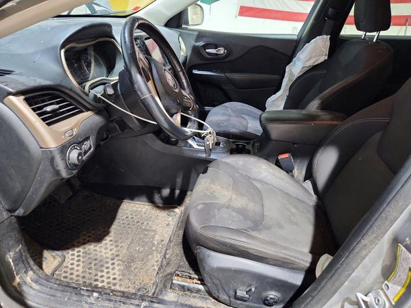 2016 JEEP CHEROKEE LATITUDE 4X4