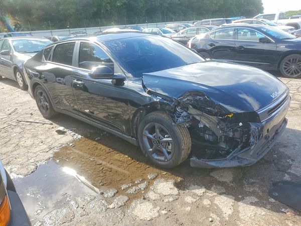 2026 KIA K4 LX, LXS