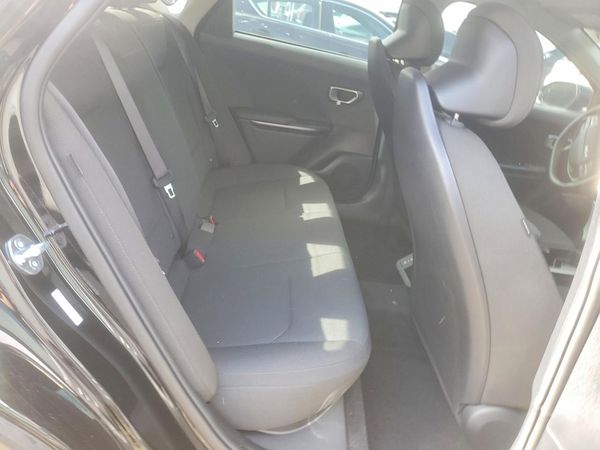 2026 KIA K4 LX, LXS
