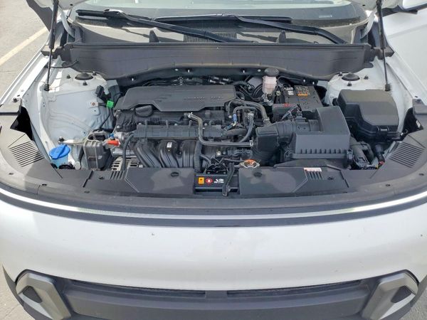 2024 HYUNDAI KONA SE