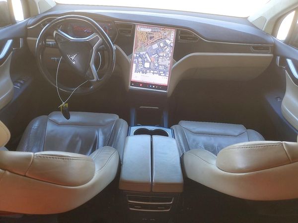 2017 TESLA MODEL X
