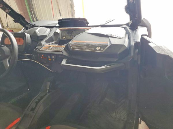 2023 CAN-AM MAVERICK SPORT