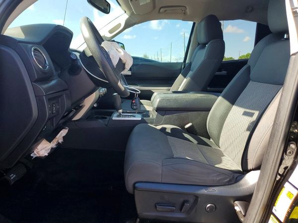 2016 TOYOTA TUNDRA SR/SR5 — DENT