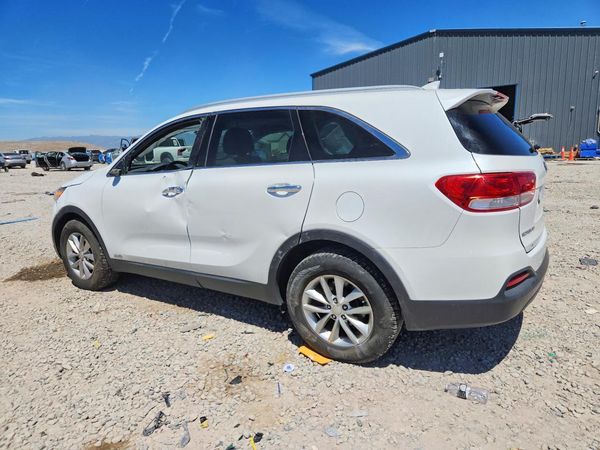 2016 KIA SORENTO L / LX