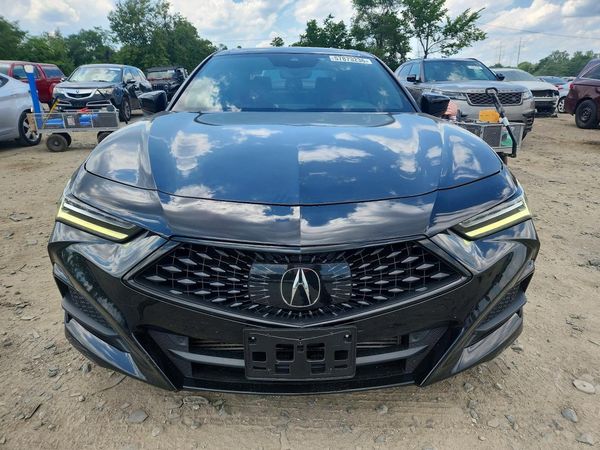 2022 ACURA TLX