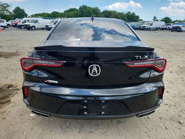 2022 ACURA TLX
