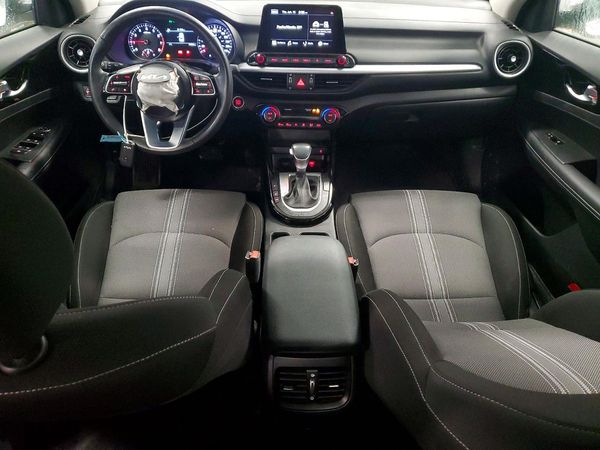 2022 KIA FORTE GT Line
