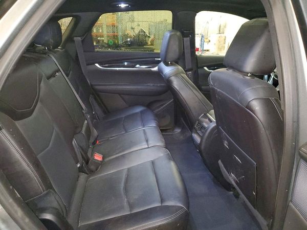 2023 CADILLAC XT5