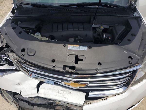 2017 CHEVROLET TRAVERSE 2LT