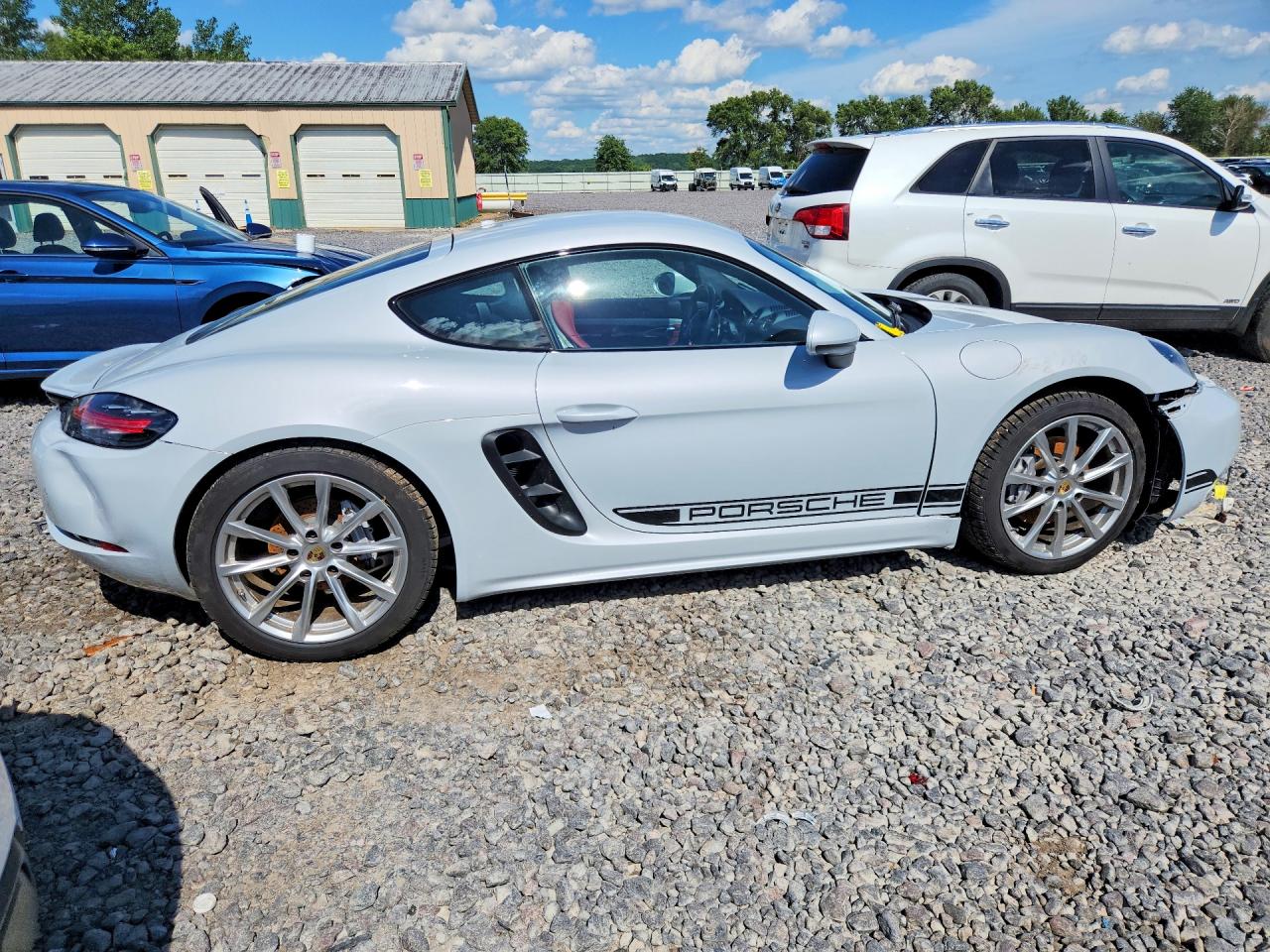 2024 PORSCHE CAYMAN
