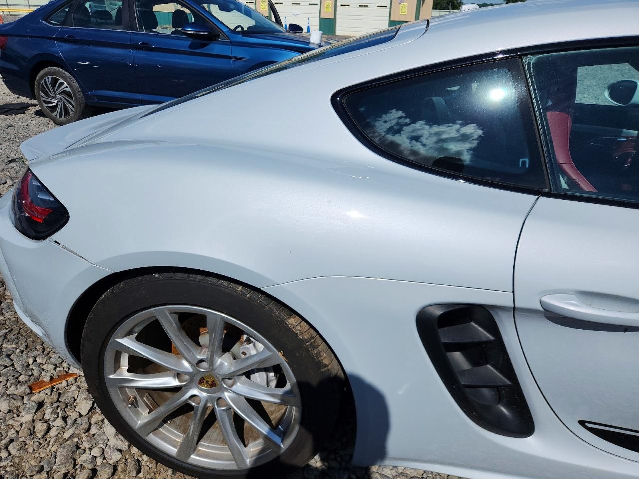 2024 PORSCHE CAYMAN