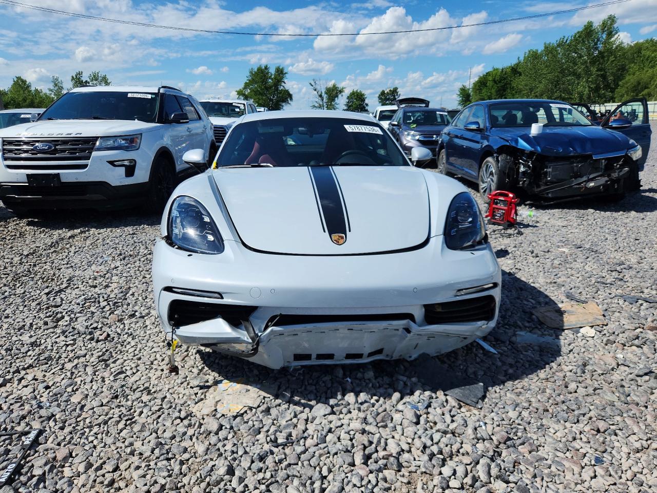 2024 PORSCHE CAYMAN