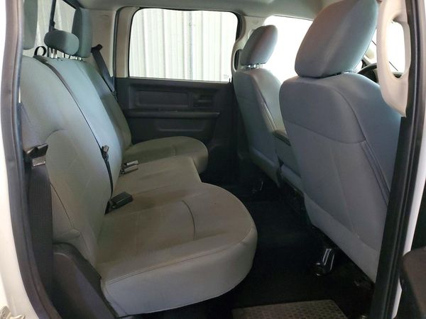 2014 RAM 1500 ST