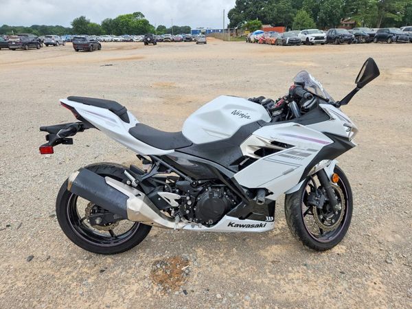 2023 KAWASAKI EX400