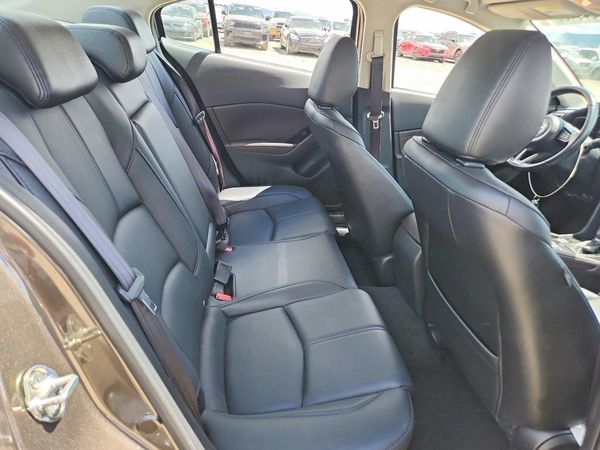 2017 MAZDA 3 Touring