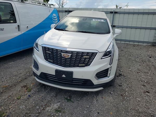 2021 CADILLAC XT5 Luxury