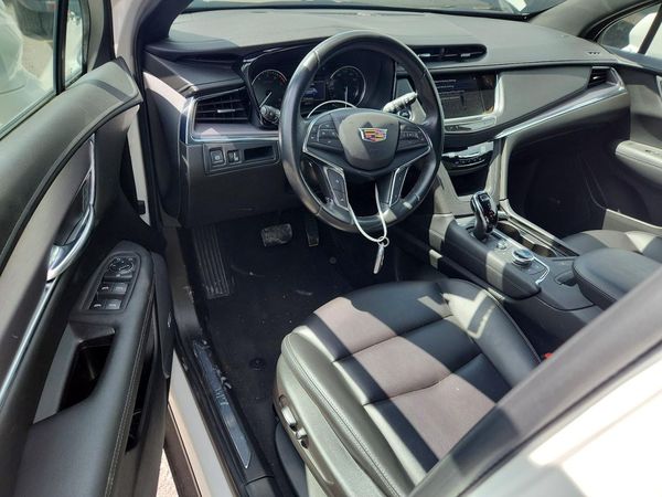 2021 CADILLAC XT5 Luxury