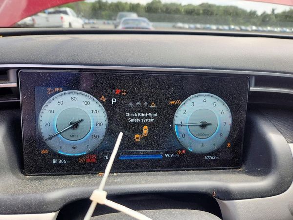 2022 HYUNDAI TUCSON