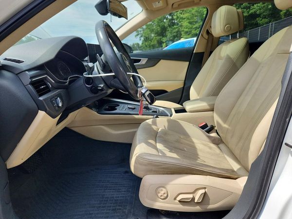 2017 AUDI A4