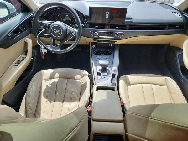 2017 AUDI A4