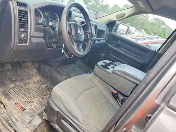2013 RAM 1500 ST