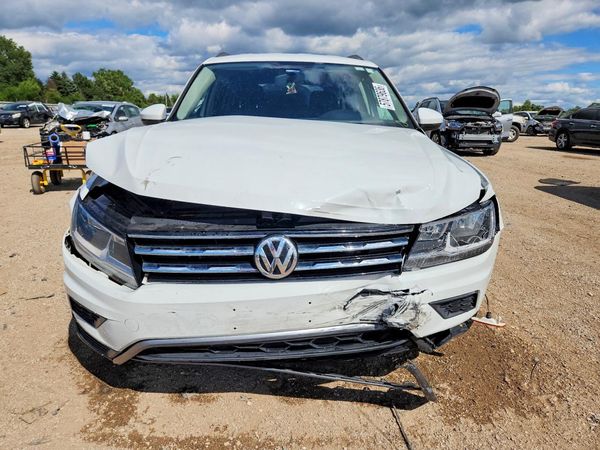 2019 VOLKSWAGEN TIGUAN 4Motion S
