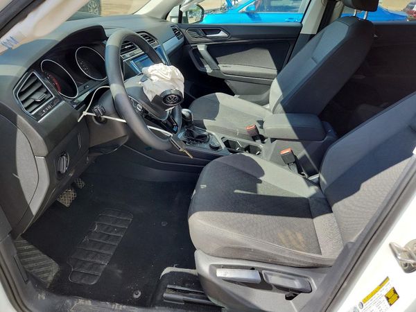 2019 VOLKSWAGEN TIGUAN 4Motion S