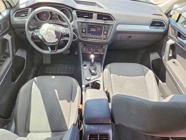 2019 VOLKSWAGEN TIGUAN 4Motion S