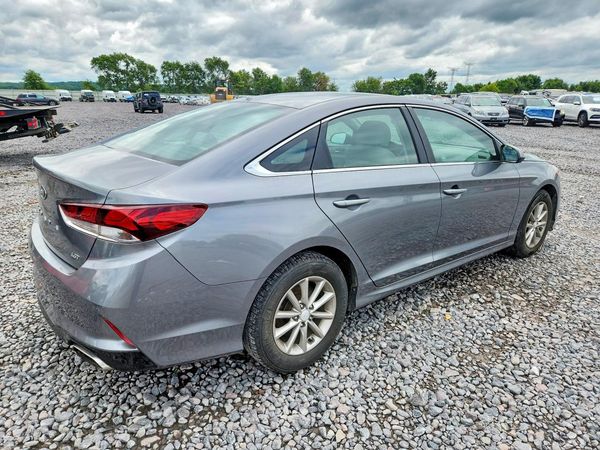 2019 HYUNDAI SONATA Eco Turbo, SE