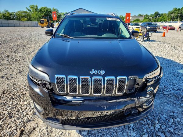 2019 JEEP CHEROKEE LATITUDE PLUS 4X4